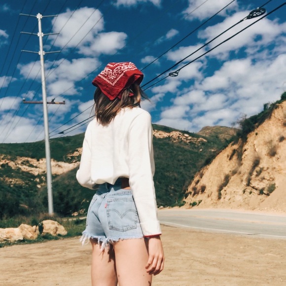 Meet your Posher - Picture 2 of 2